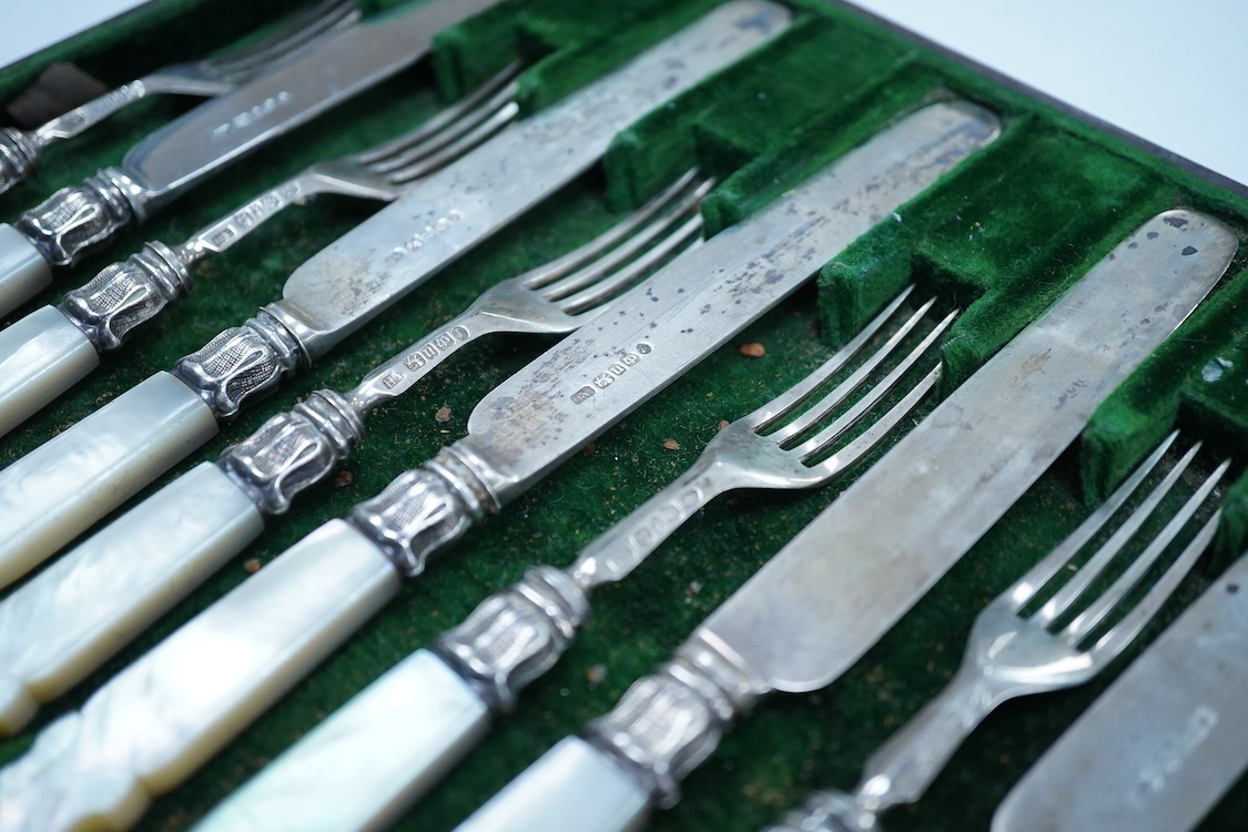 A set of six pairs of early Victorian mother of pearl handled silver dessert eaters, Aaron Hatfield & Sons, Sheffield, 1839/40, knife 19.6cm.